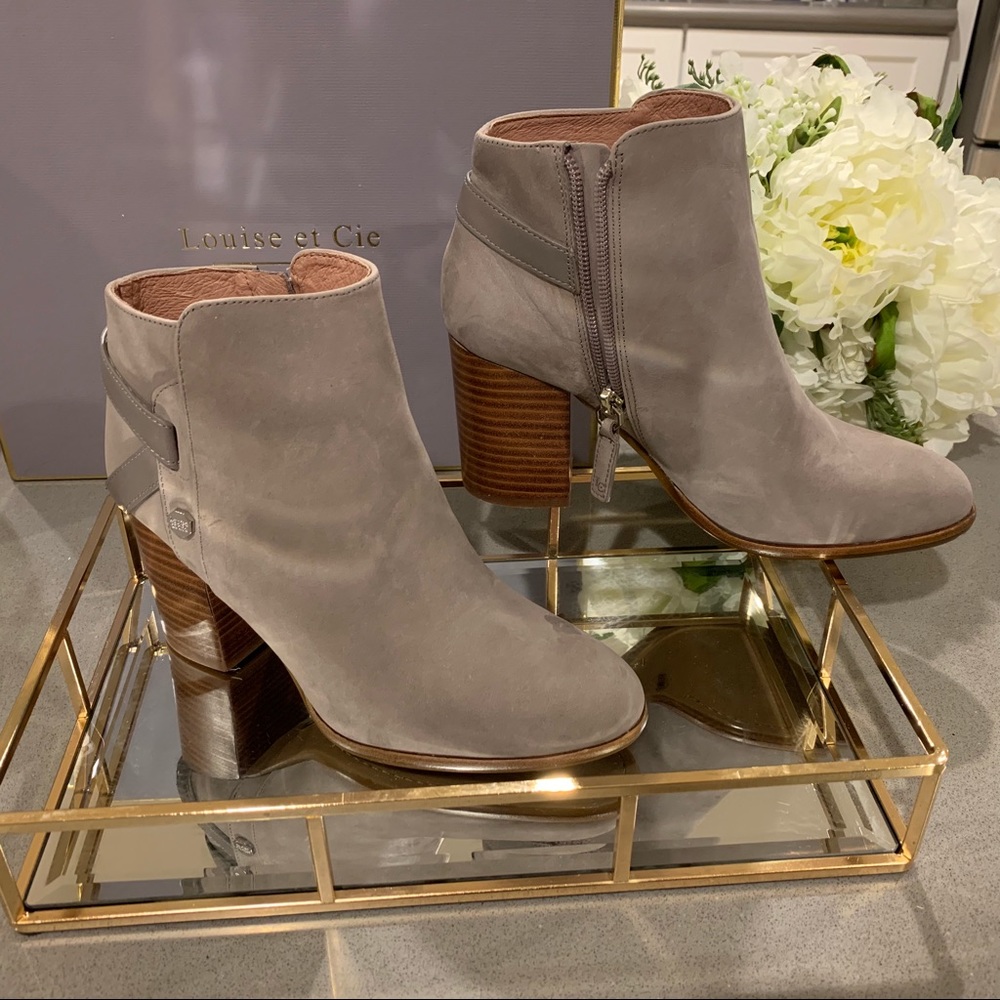 Louise et Cie. Leather ankle boot. Sz 5, brand new